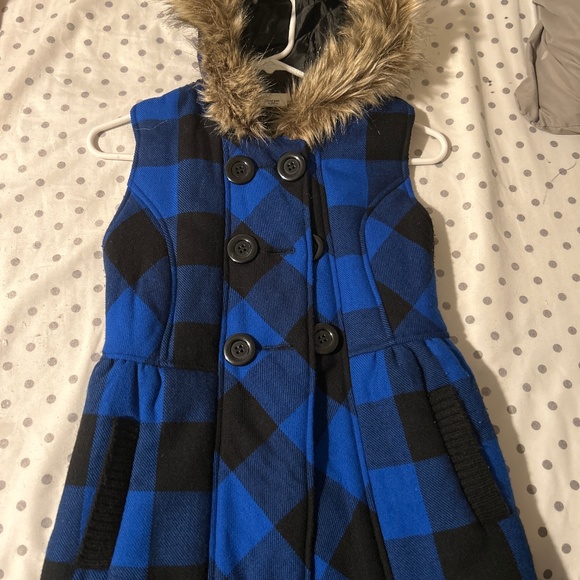 Vest - Picture 1 of 1